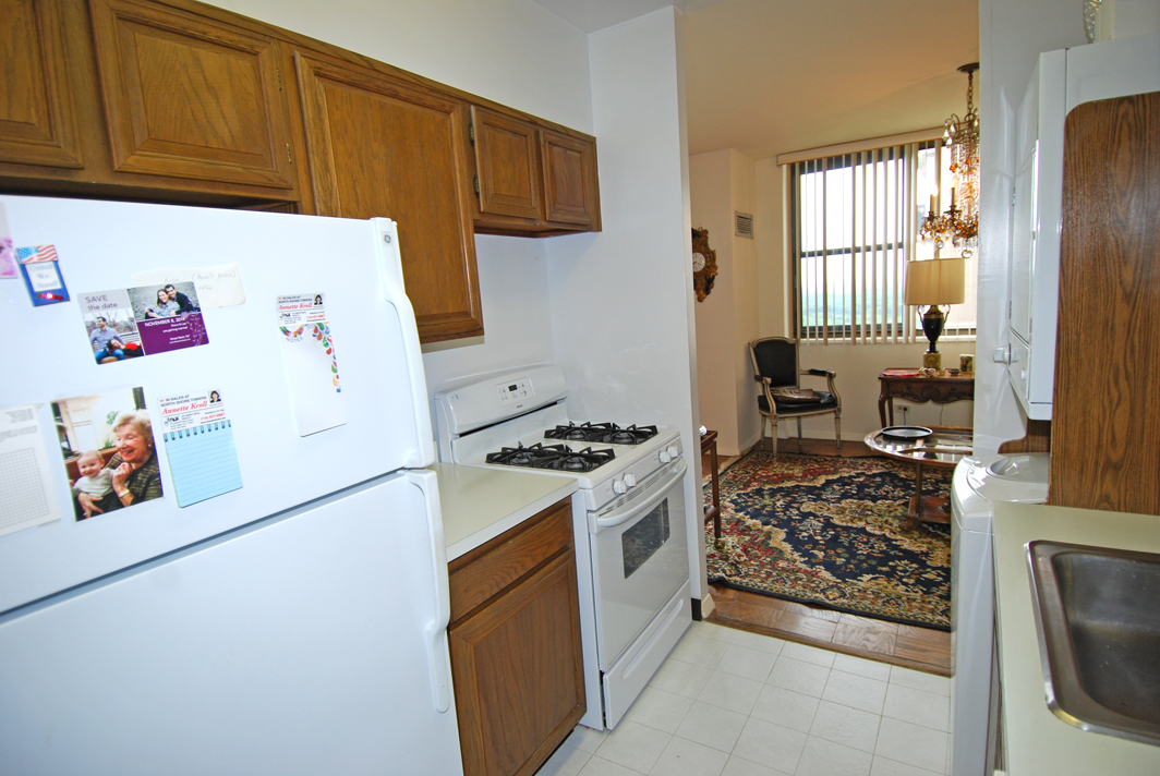 North Shore Towers Apt.