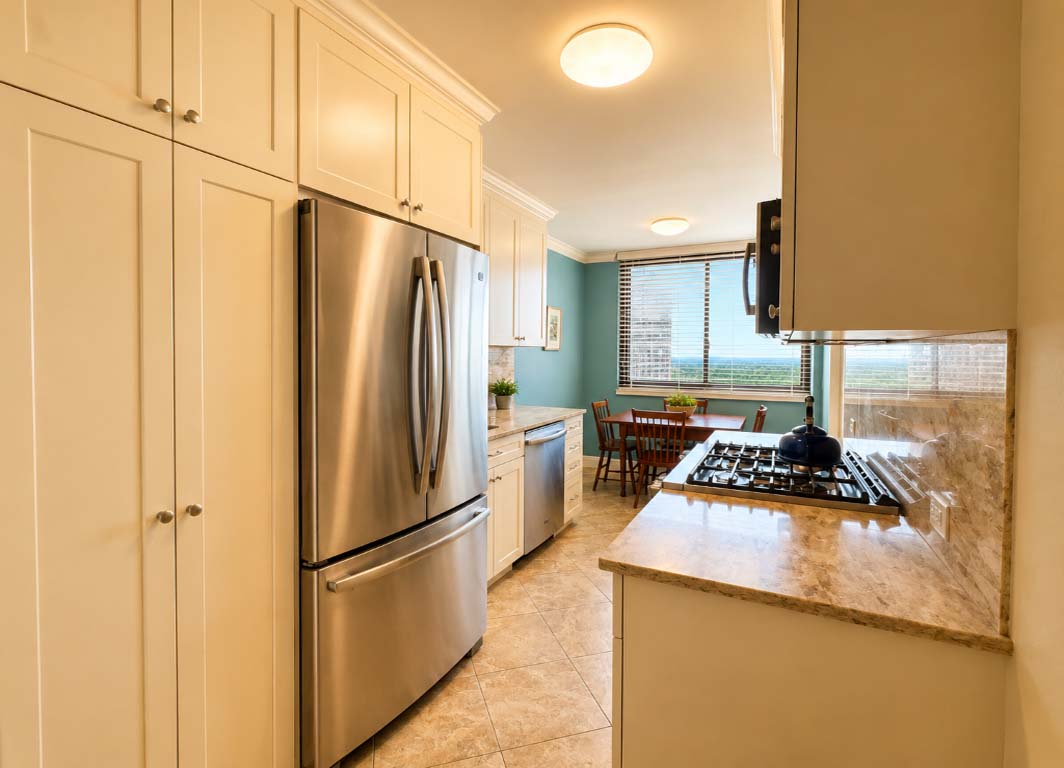 North Shore Towers Apt.