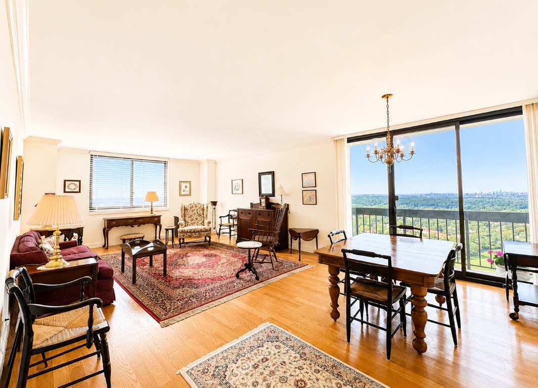 North Shore Towers Apt.