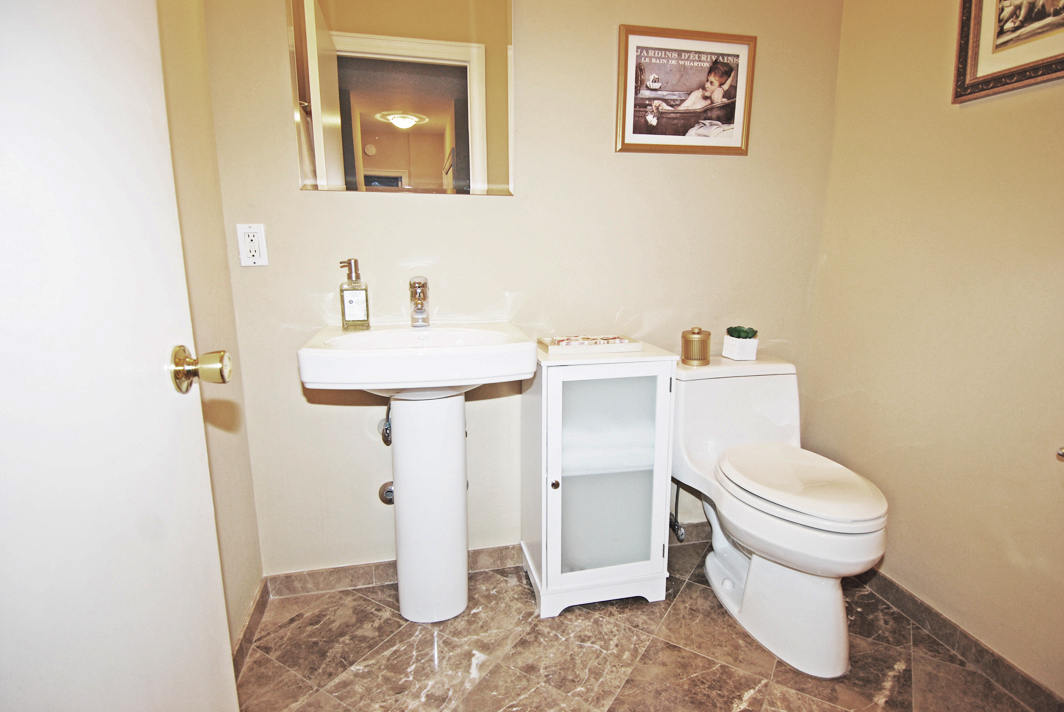 North Shore Towers Apt.