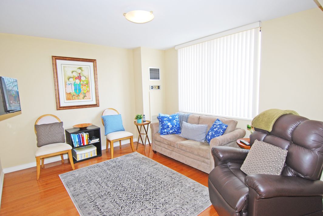 North Shore Towers Apt.