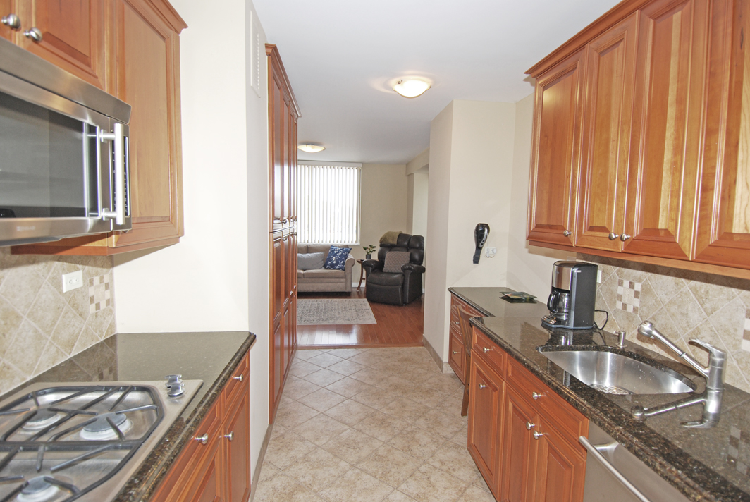 North Shore Towers Apt.