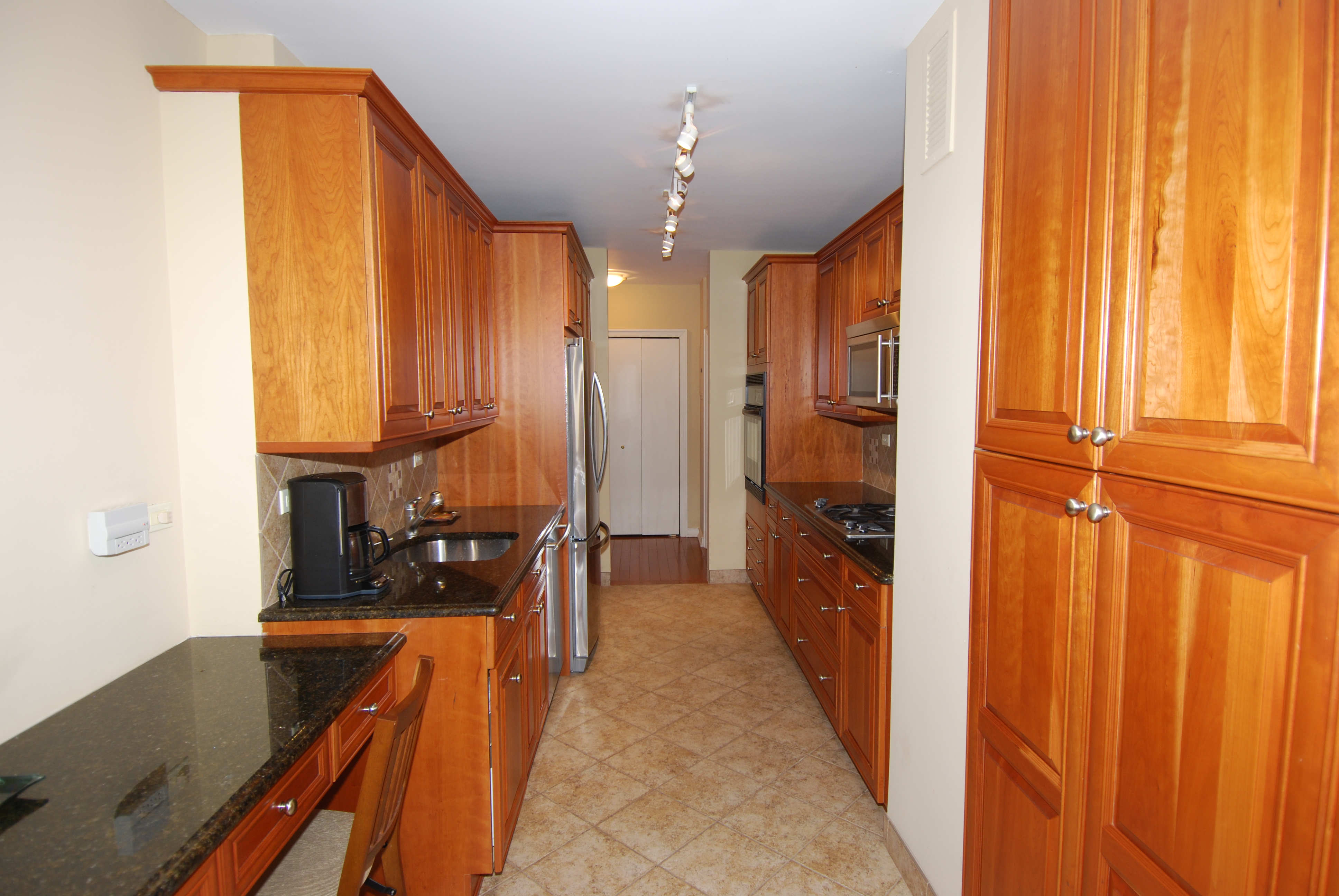 North Shore Towers Apt.