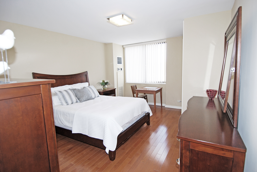 North Shore Towers Apt.