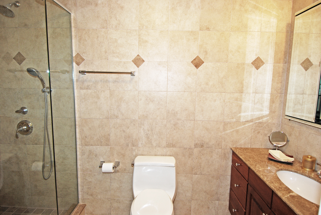 North Shore Towers Apt.