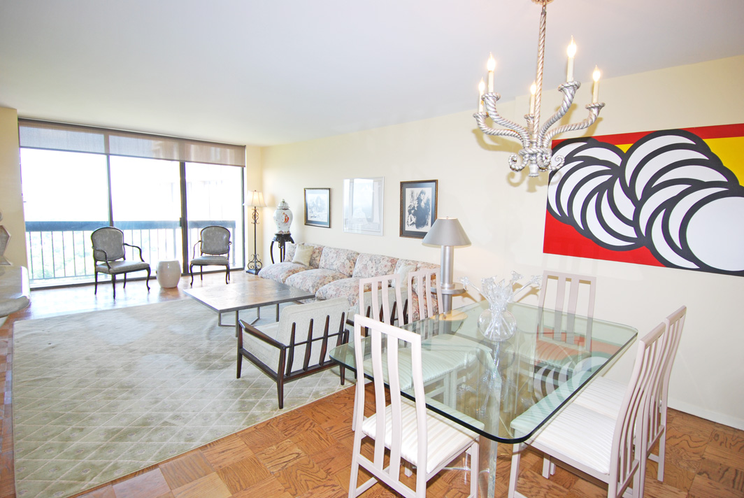 North Shore Towers Apt. 