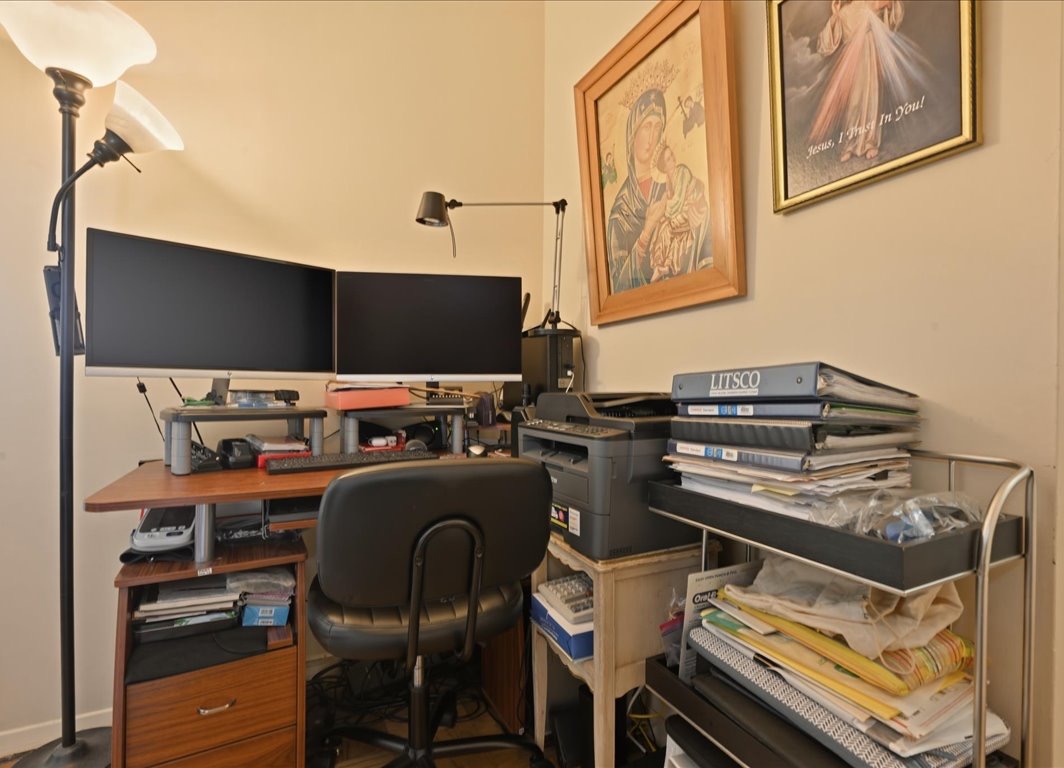 North Shore Towers Apt.