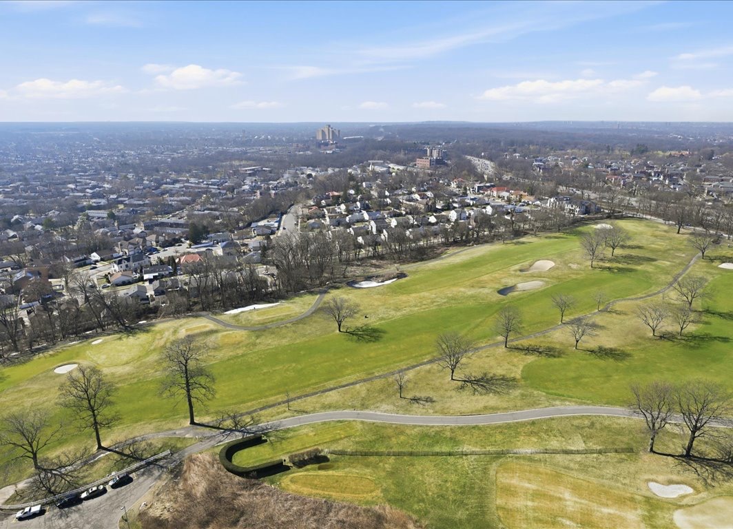 North Shore Towers Apt.