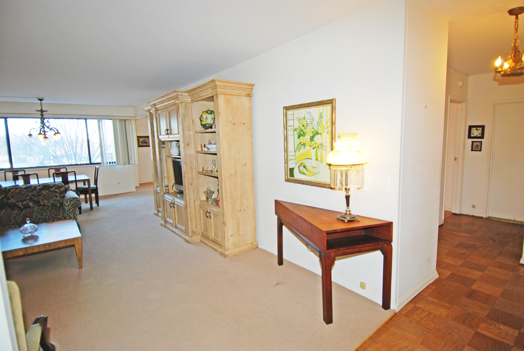 North Shore Towers Apt.