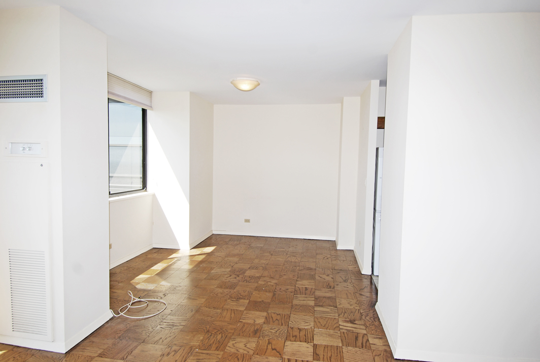 North Shore Towers Apt.