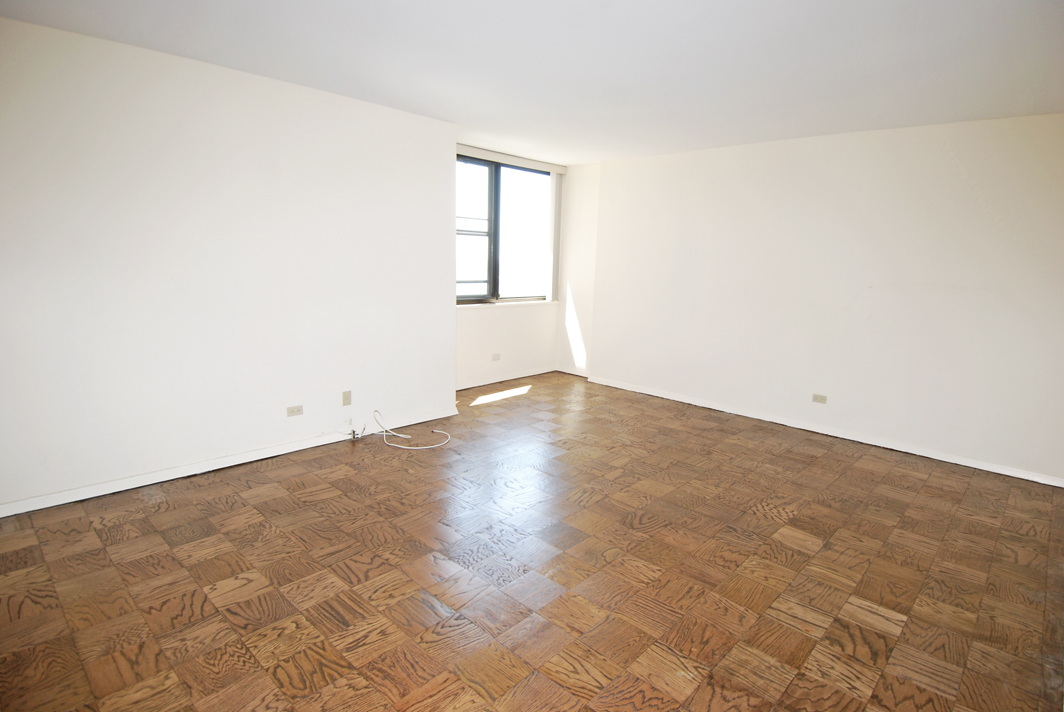 North Shore Towers Apt.