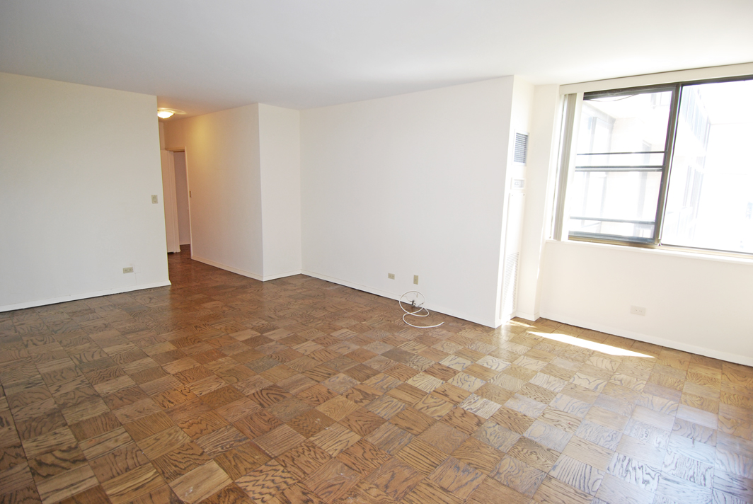 North Shore Towers Apt.