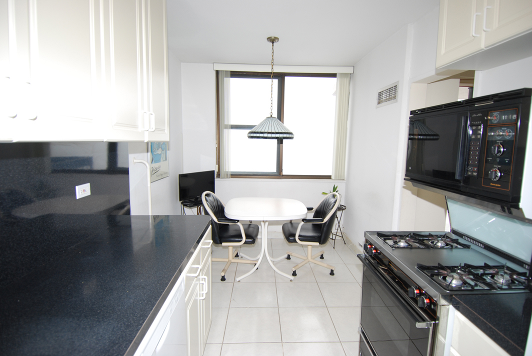 North Shore Towers Apt.