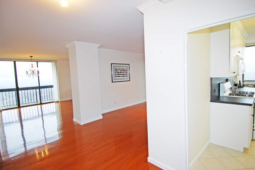 North Shore Towers Apt. 