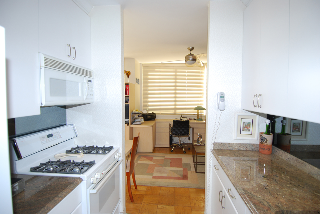 North Shore Towers Apartment