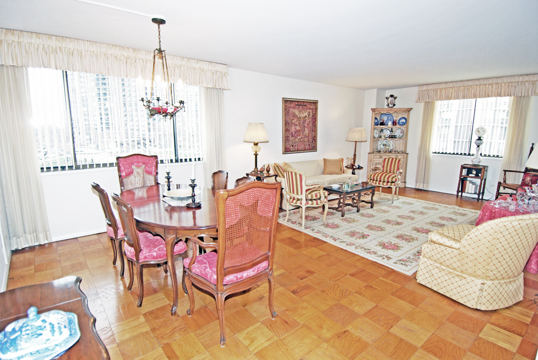 North Shore Towers Apt.