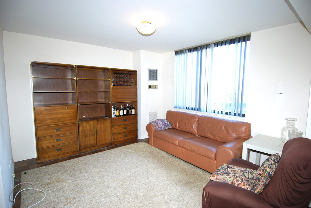 North Shore Towers Apt.