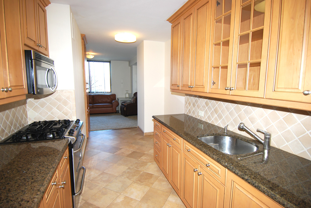 North Shore Towers Apt.