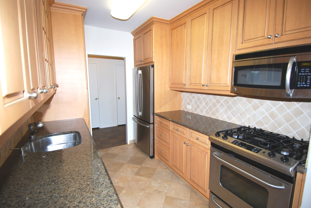 North Shore Towers Apt.