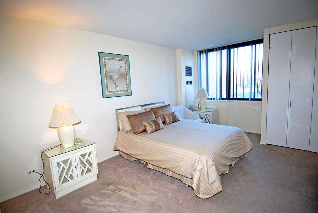 North Shore Towers Apt.