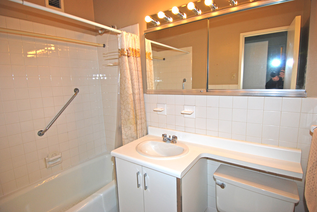 North Shore Towers Apt.