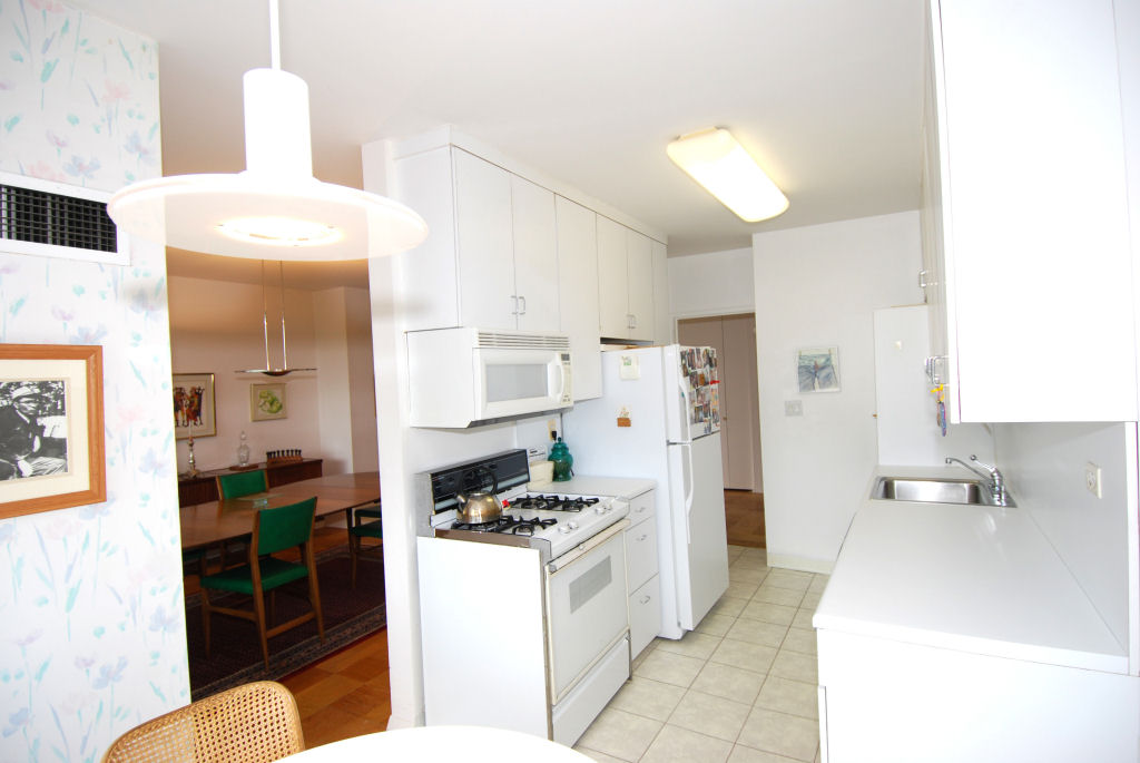 North Shore Towers Apt.