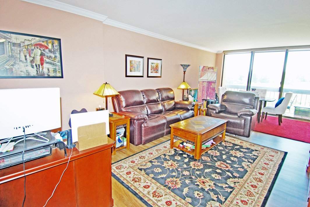 North Shore Towers Apt.