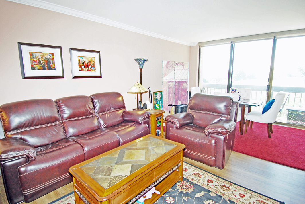 North Shore Towers Apt.