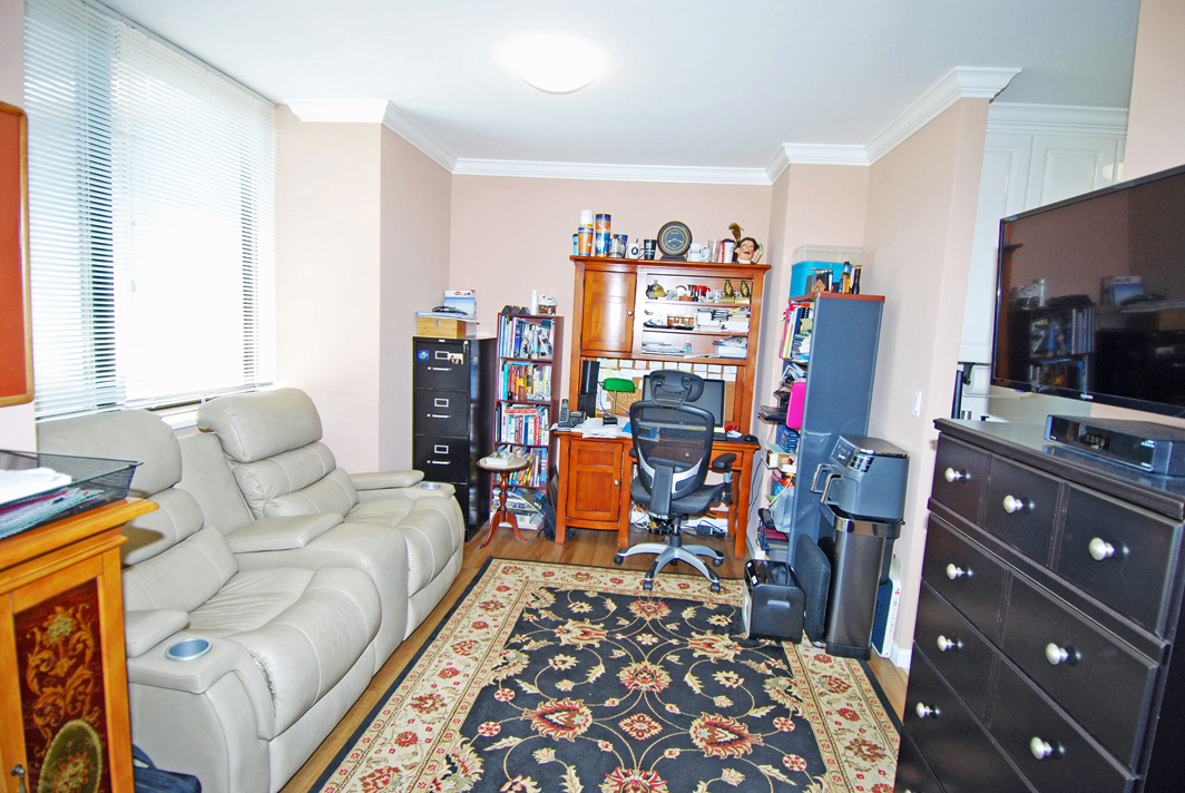 North Shore Towers Apt.