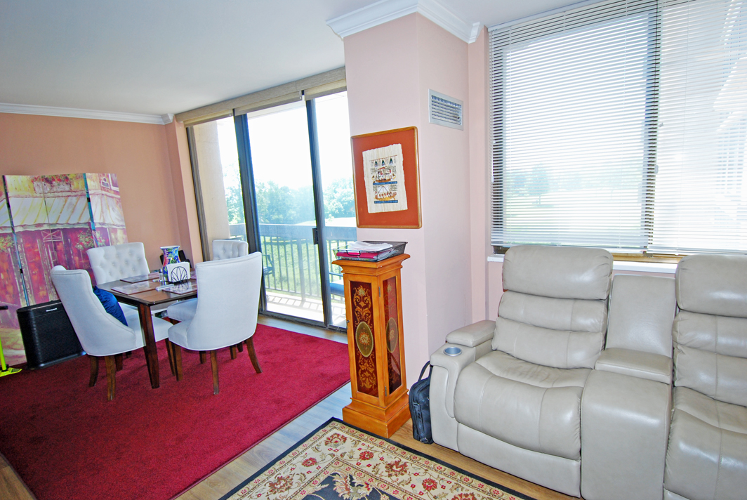 North Shore Towers Apt.