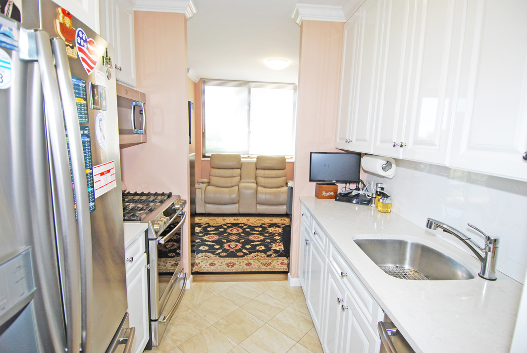 North Shore Towers Apt.