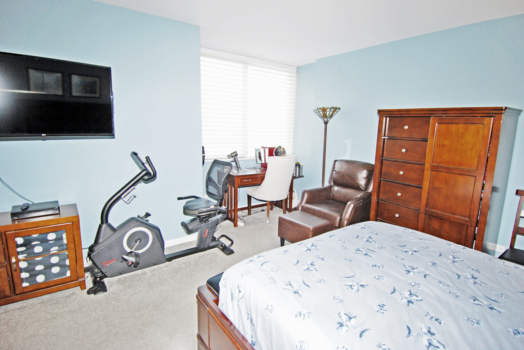 North Shore Towers Apt.