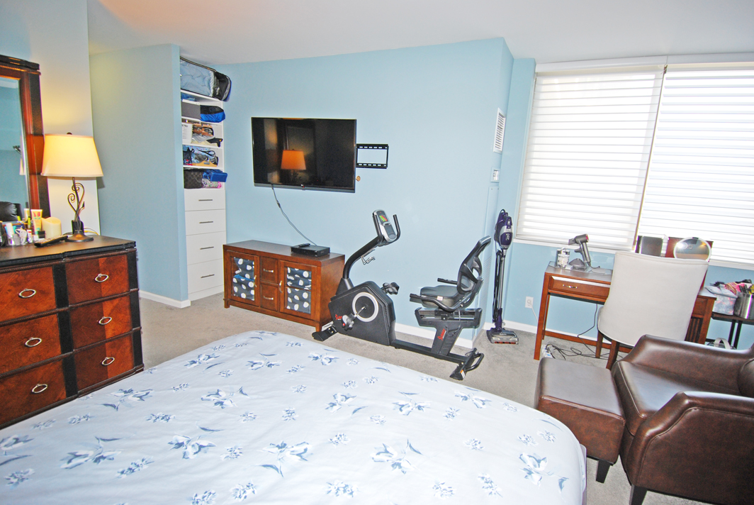 North Shore Towers Apt.