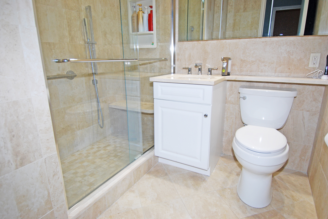 North Shore Towers Apt.