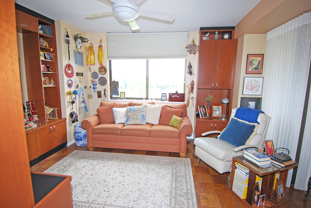 North Shore Towers Apt.