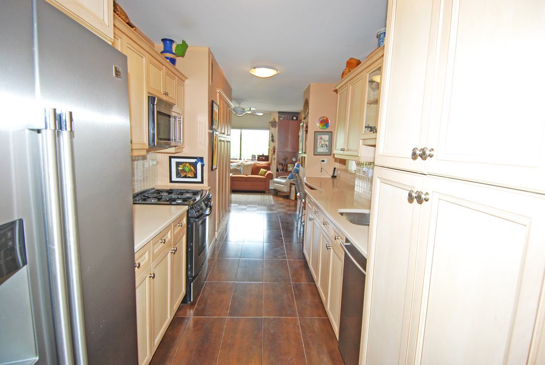 North Shore Towers Apt.