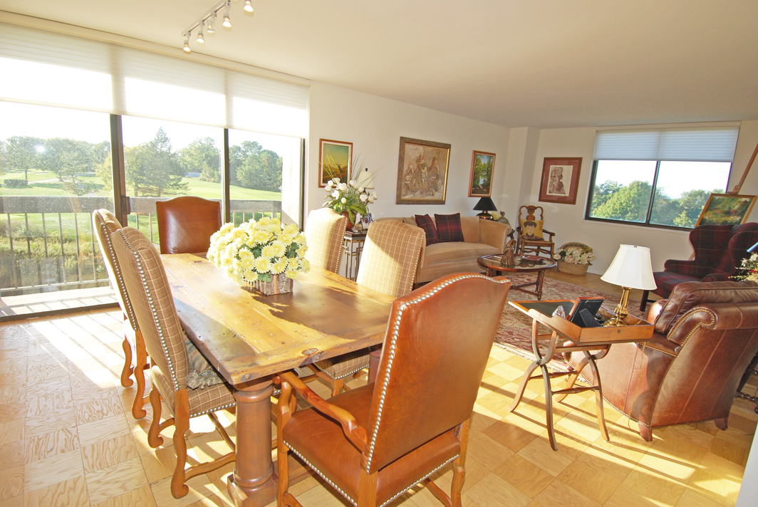 North Shore Towers Apt.