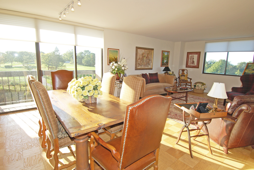 North Shore Towers Apt.