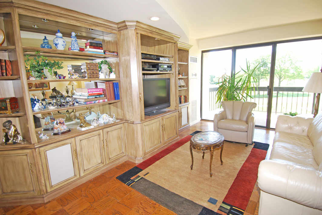 North Shore Towers Apt.