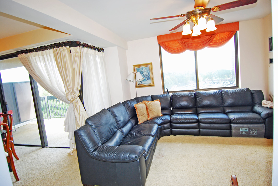 North Shore Towers Apt.