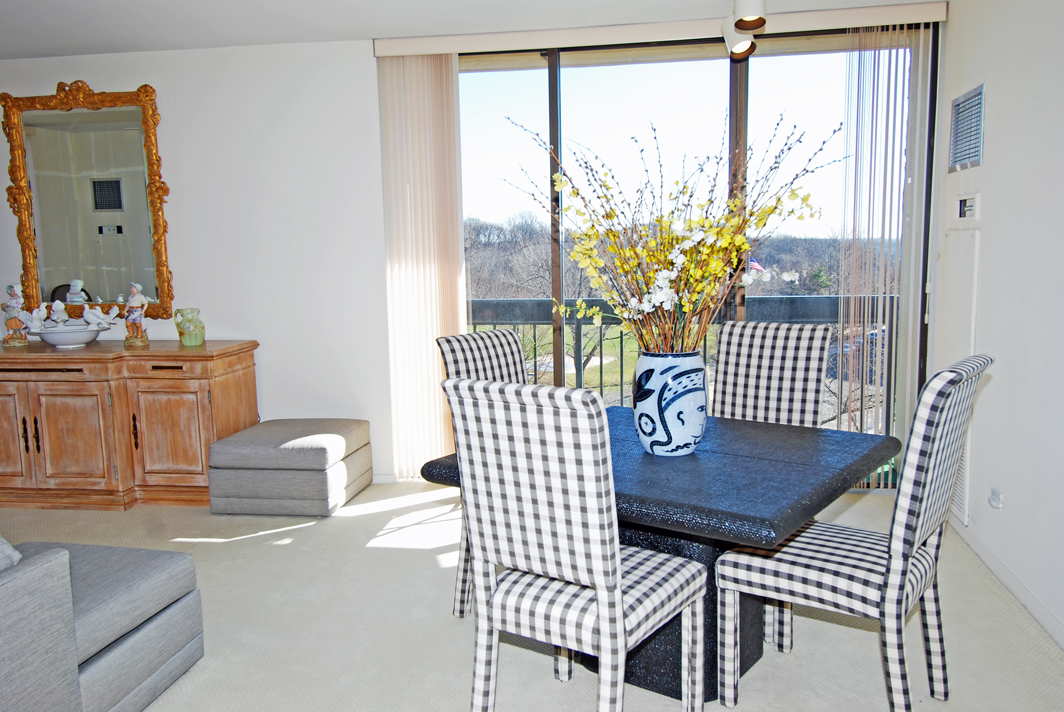 North Shore Towers Apt.