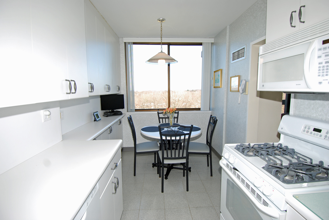 North Shore Towers Apt.