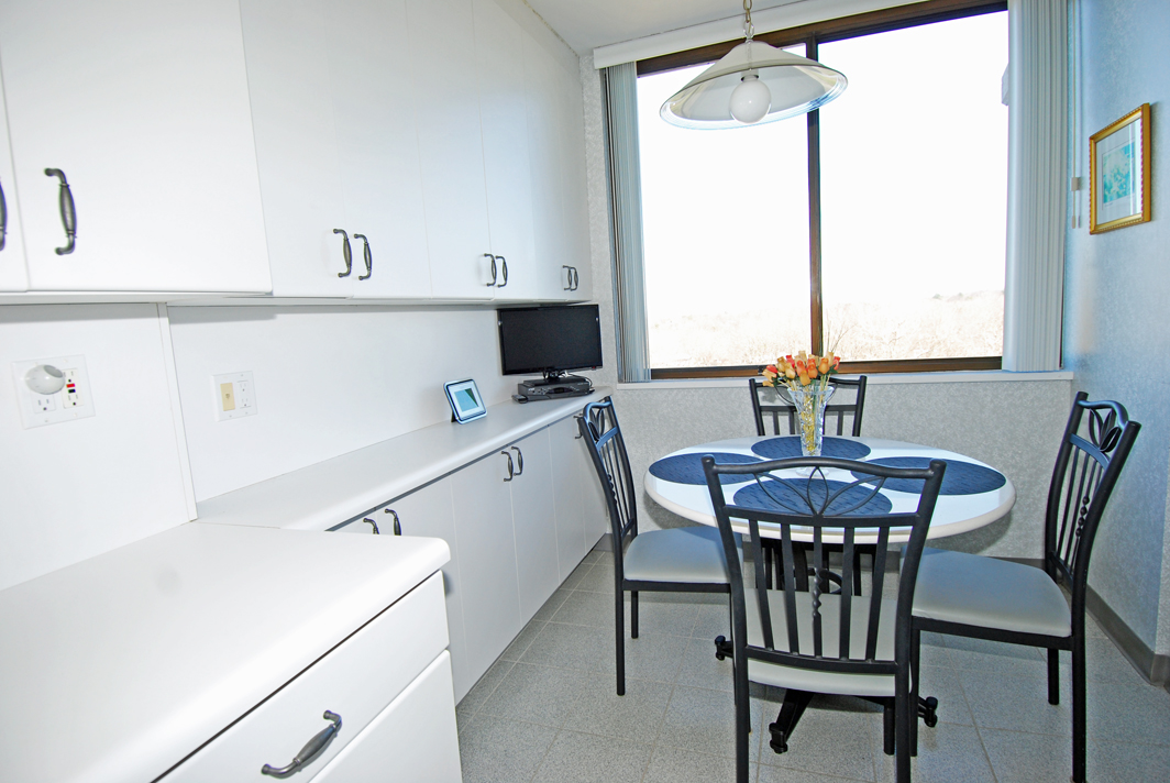 North Shore Towers Apt.