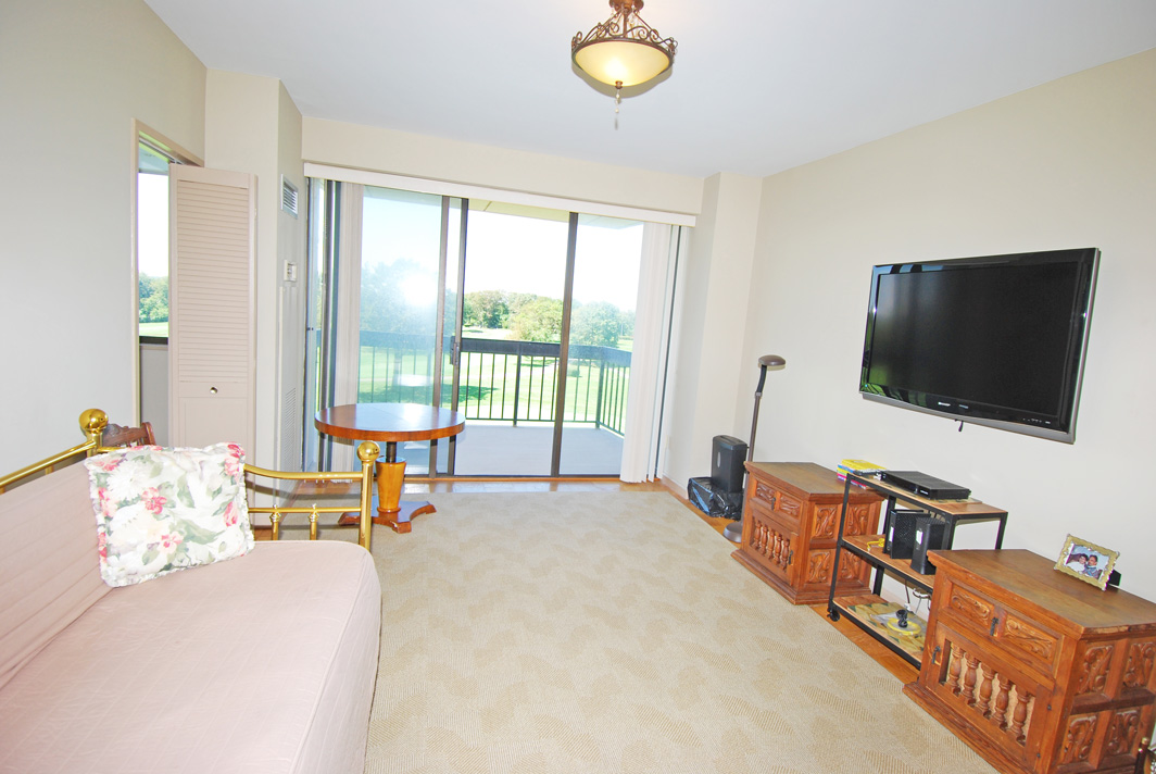 North Shore Towers Apt.