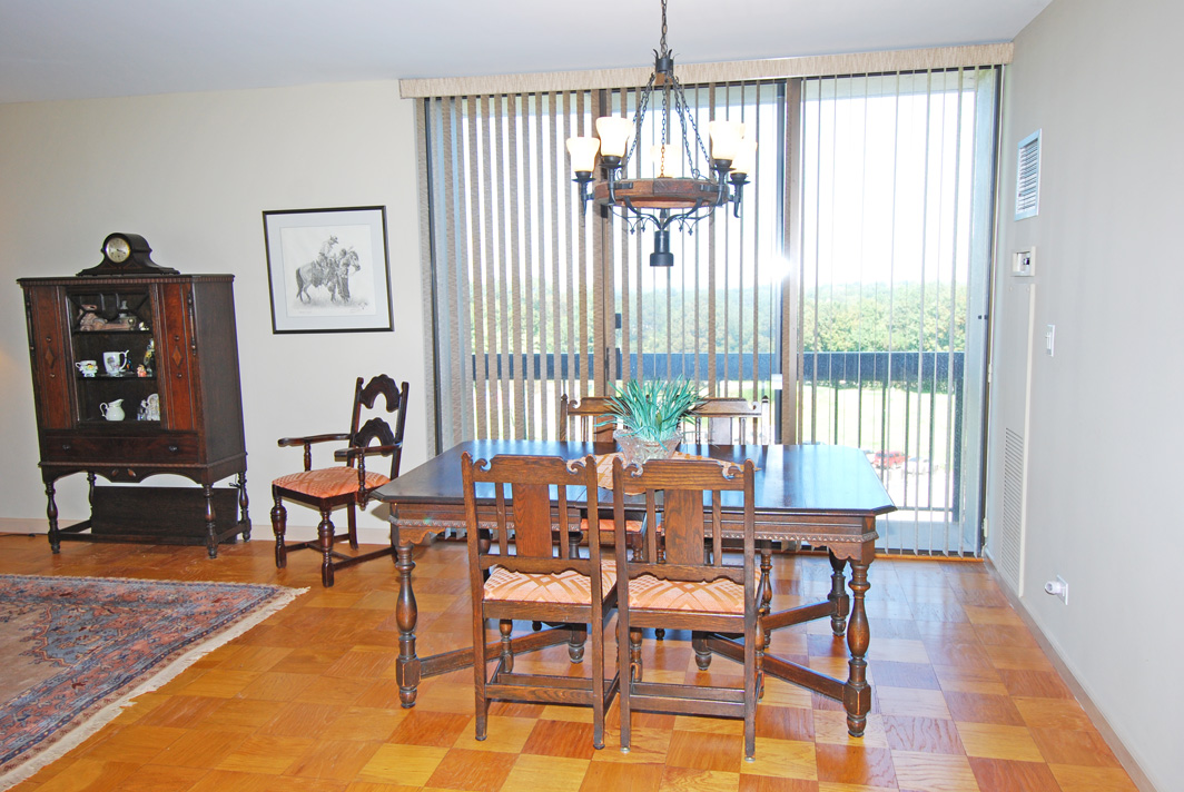 North Shore Towers Apt.