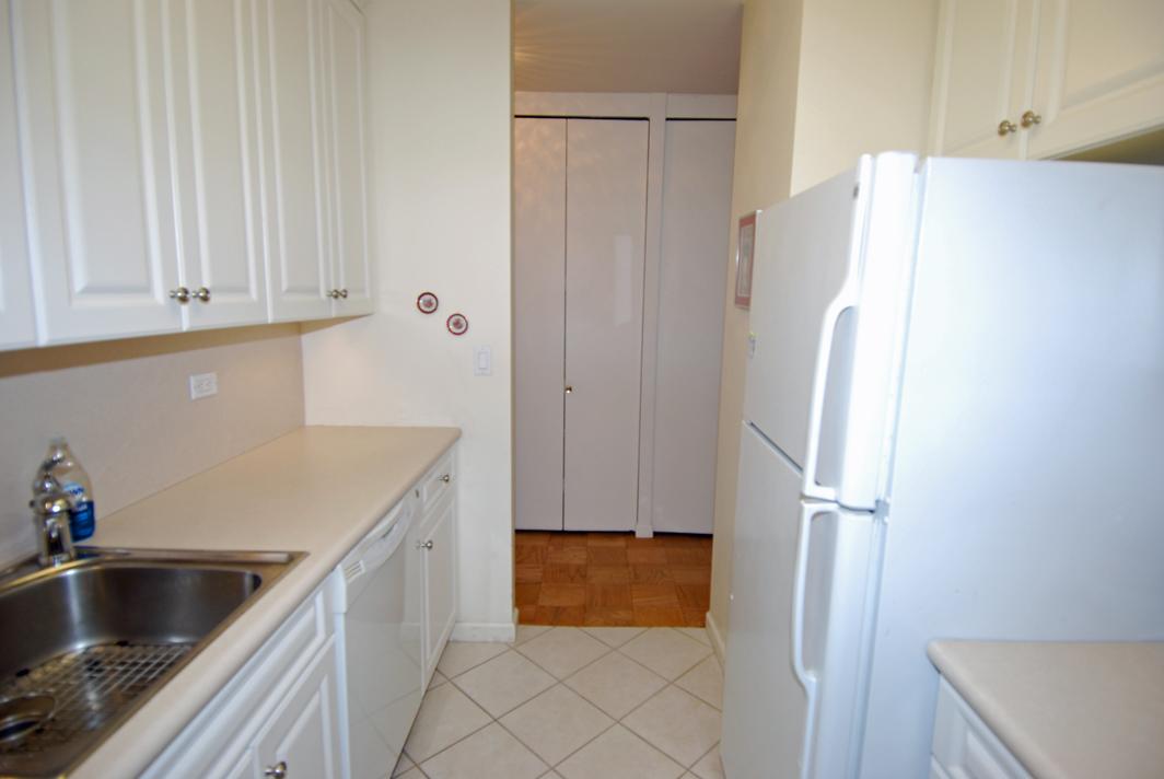 North Shore Towers Apt.