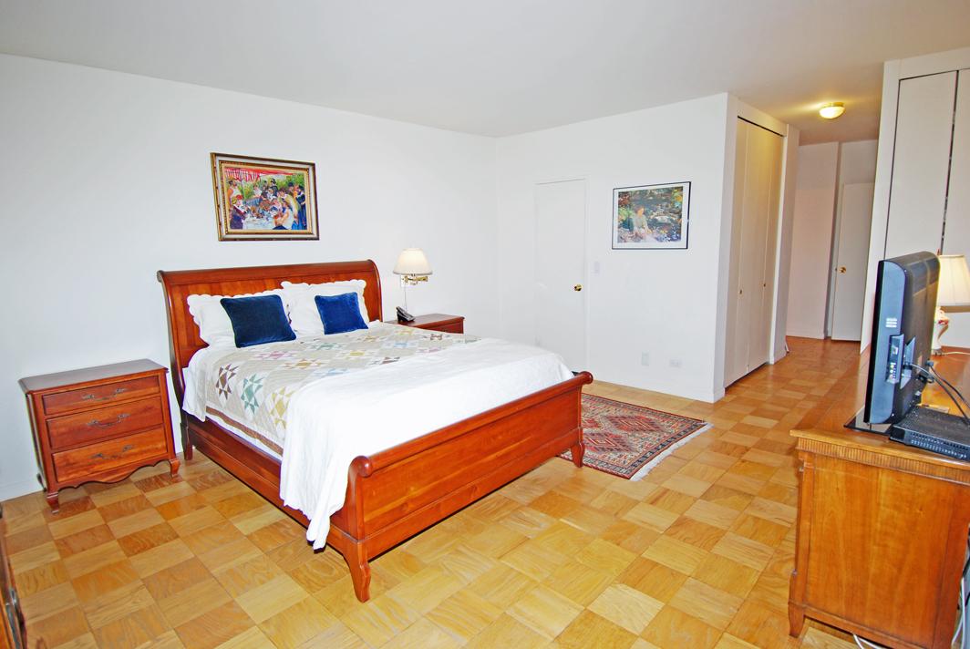 North Shore Towers Apt.