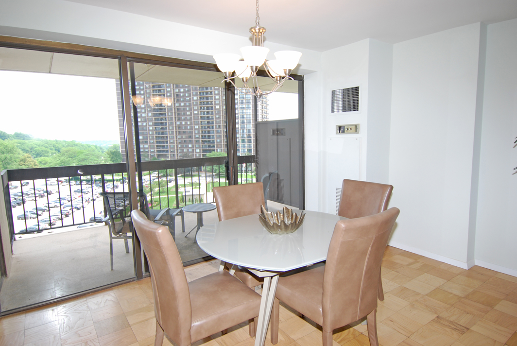 North Shore Towers Apt.