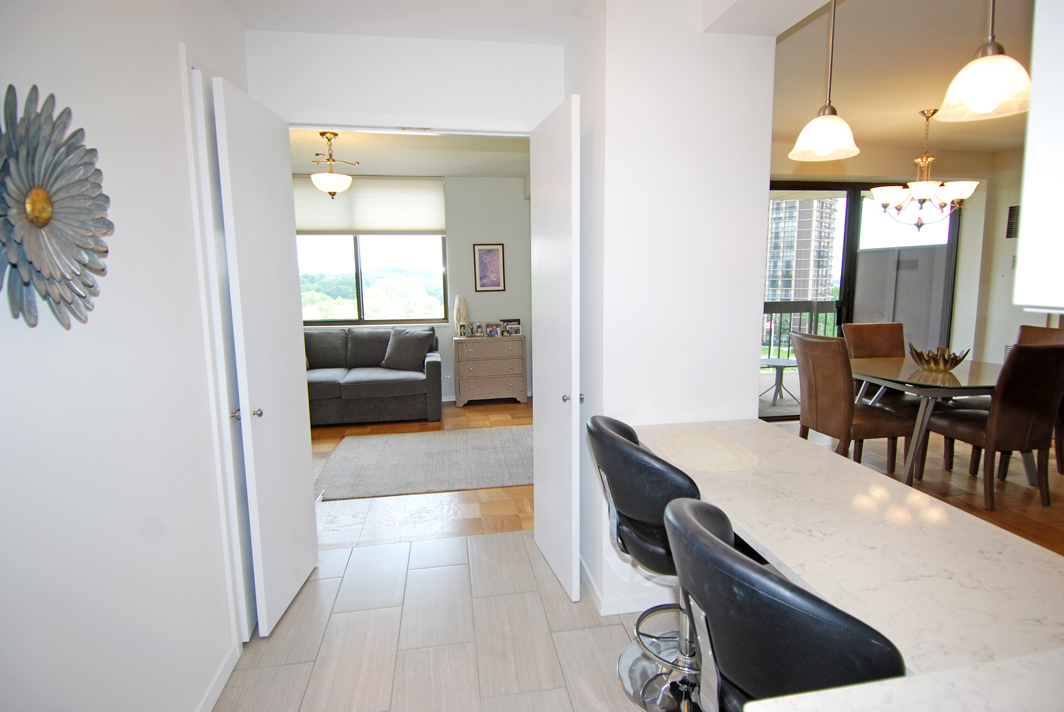 North Shore Towers Apt.