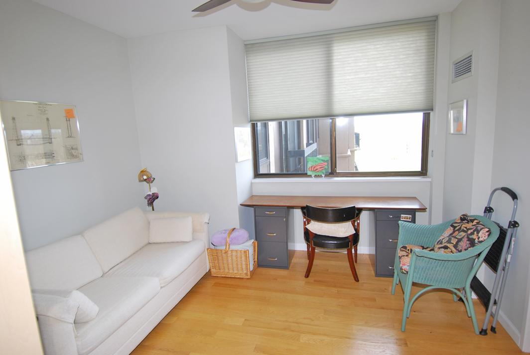 North Shore Towers Apt.